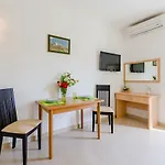 House Barbara Apartment *