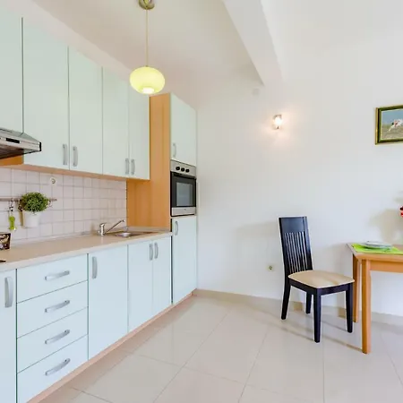 Apartment House Barbara Supetar