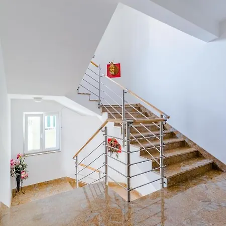 House Barbara Apartment Supetar