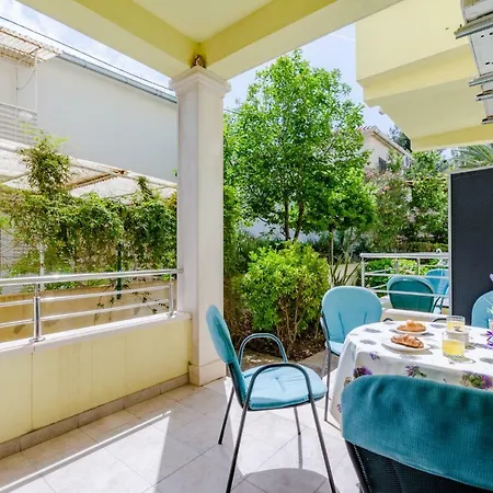 House Barbara Apartman Supetar