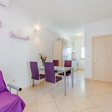 شقة House Barbara سوبيتار