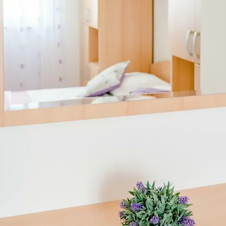 House Barbara شقة *