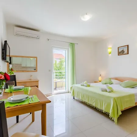 House Barbara سوبيتار